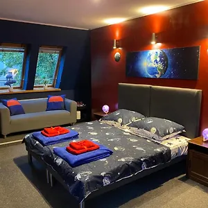  Hostal Galaxy