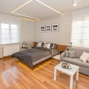 https://komfort-house-rynek.hotelswroclaw.com